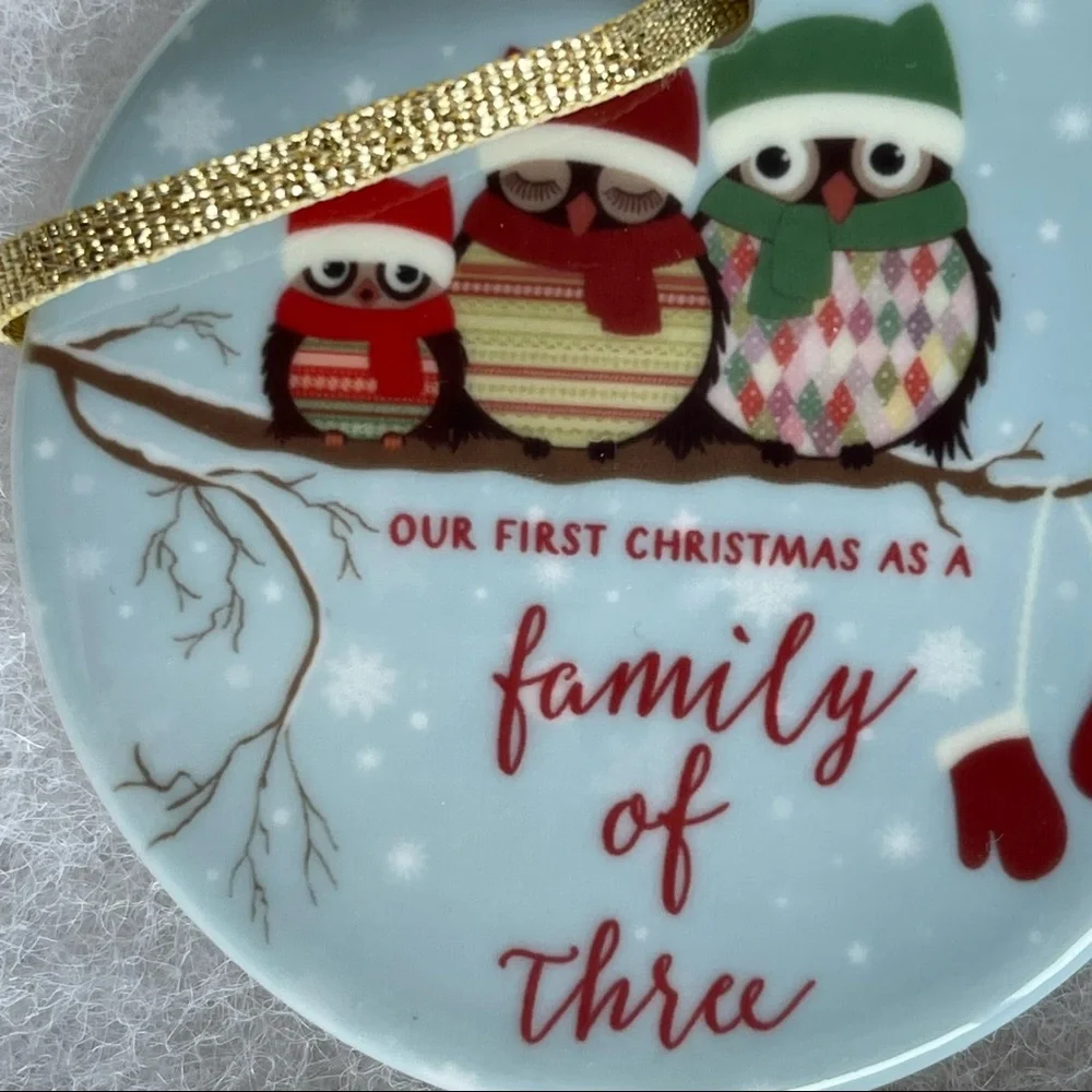 NWOT “Family of 3” Christmas Ornament